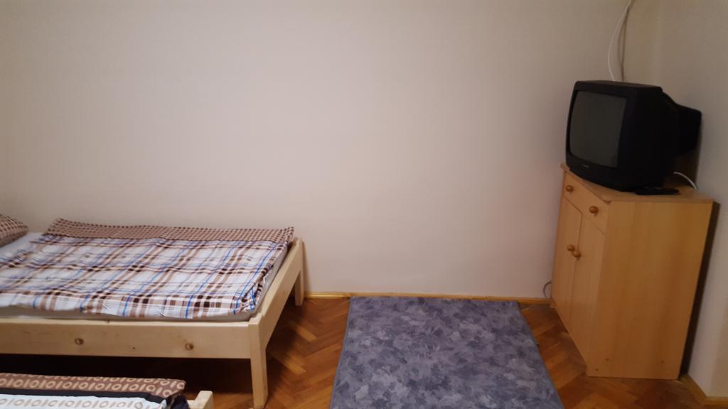 M&M Apartman Tiszafüred Extérieur photo