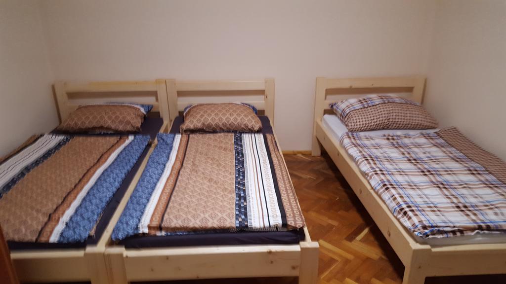 M&M Apartman Tiszafüred Extérieur photo